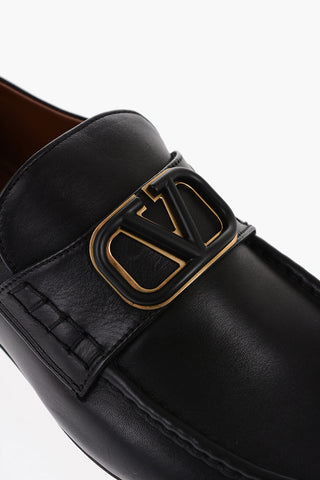 GARAVANI Mokassins aus Leder mit geprägtem Monogramm
