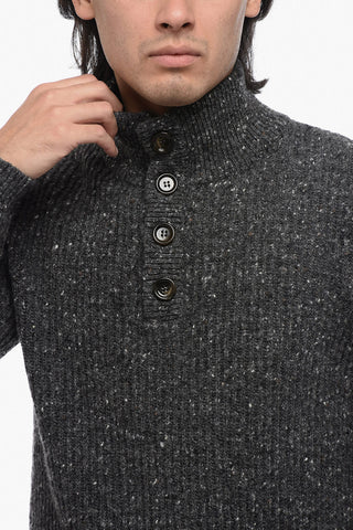 Pullover Mock Neck in Lana con Bottoni