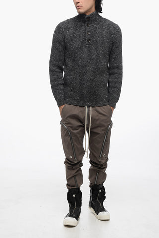 Pullover Mock Neck in Lana con Bottoni