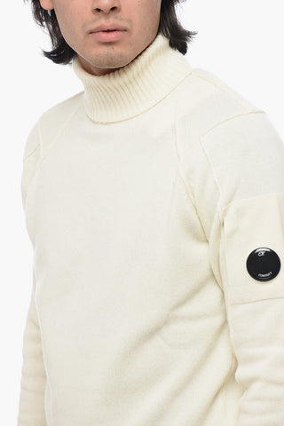Wool-blended Turtleneck Sweater with Cuffs