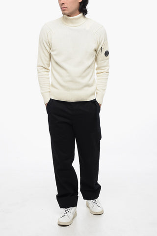 Wool-blended Turtleneck Sweater with Cuffs