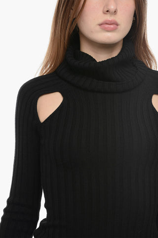 Ribbed Pullover  with Cut-Out