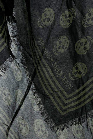 All-Over Skulls Printed BIKER Foulard
