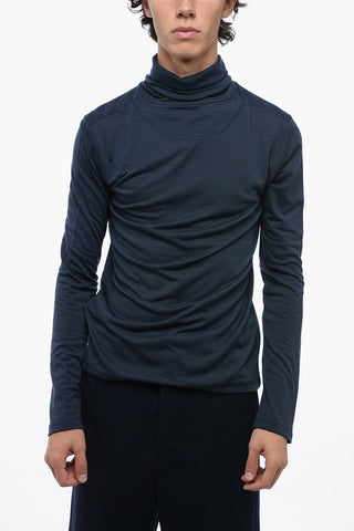 Maglia a Collo Alto in Lana Tech