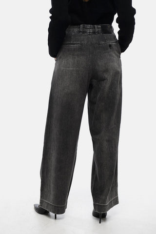 Single-pleated Wide Leg Denims 27cm
