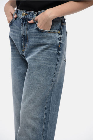 High Waisted TESS Jeans with Visible Stitching