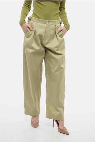 Pleated Baloon-Fit Pants with Half-Belt