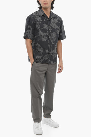 Boxy-Fit-Hemd mit floralem Muster und verdeckter Knopfleiste