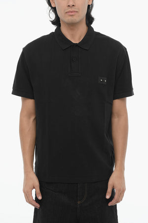 Polo a due Bottoni Loose Fit con Dettaglio Piercing