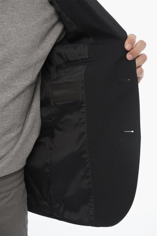 2-Button Slim-Fit Jacket with Two Vents and Classic Lapel