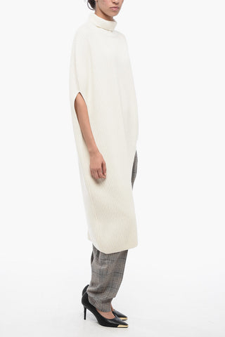 Knitted Sweater with Asymmetric Desing
