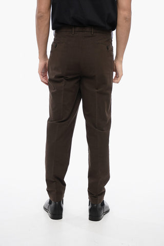 Single Pleated Tapered Fit Stretch Cotton Pants