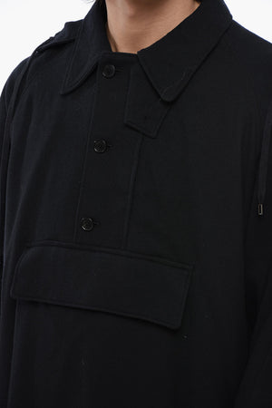 Anorak‑Pullover aus Wolle mit Gürtel und Polokragen