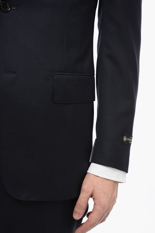 Virgin Wool MANTUA 2-Button Suit With Notch Lapel