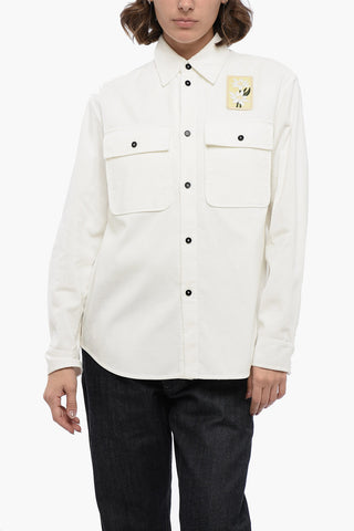 Overshirt aus geripptem Velours mit gesticktem Patch