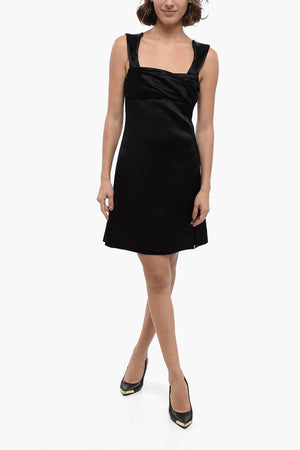 Tubino in Satin con Spacchi Laterali e Sottoveste Interna
