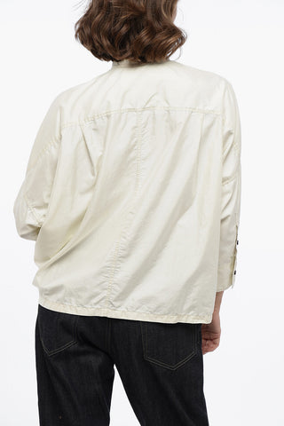 Bluse aus Seidenmix mit koreanischem Kragen