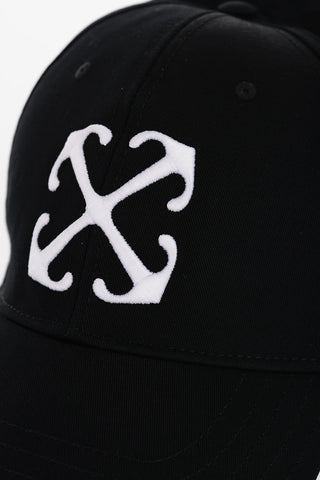 Solid Color Cap with Contrasting Detail