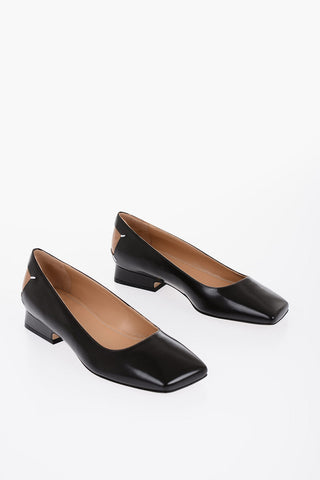 Gebürstete Leder-Ballerinas mit Cut-out-Detail