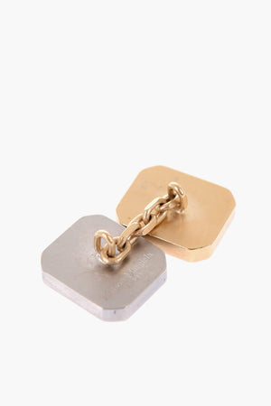 대비 수지 디테일의 기하학적 커프스링크