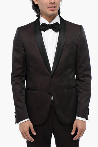 Satin Suit with Damasco Motif