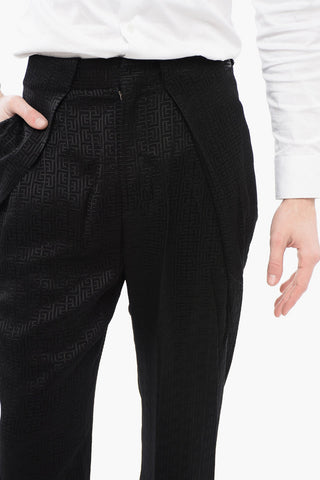 Hose mit einer Falte aus Jacquard-Viscose mit Monogramm-Muster