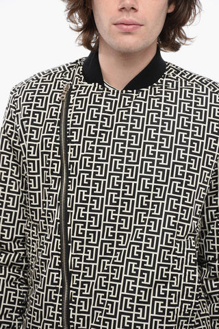 Bomber Imbottito con Motivo Monogram e Zip Decentrata
