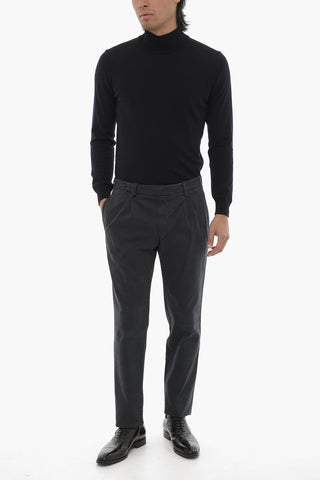 Pantaloni Chino con Tasche a Filo