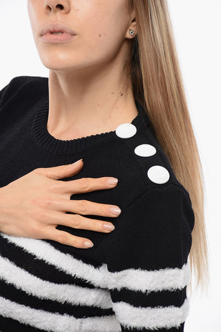 Top in Maglia a Righe con Bottoni Logati