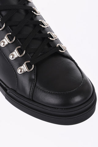 Leather Low-Top Snekaers With Embossed Logo
