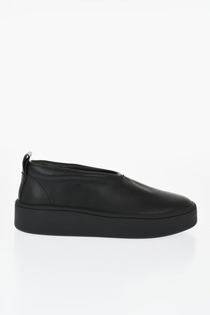 Sneakers Slip-on in Pelle con Suola in Gomma