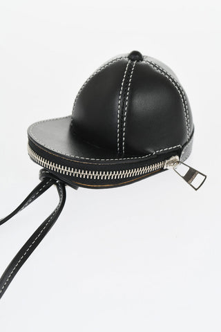 Mini Bag in Pelle con Design a Forma di Cappellino da Baseball