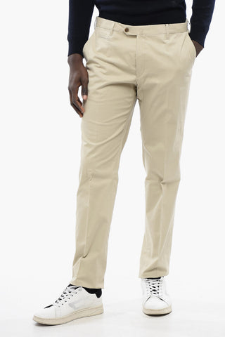 Pantaloni Chino con Bottoni