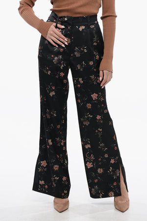 Satinhose LOUISA mit floralem Muster und Knöchelschlitz