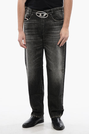 Jeans Loose Fit 2010 D-MACS-S2 in dunkler Waschung mit Cut-out-Logodetail 21cm