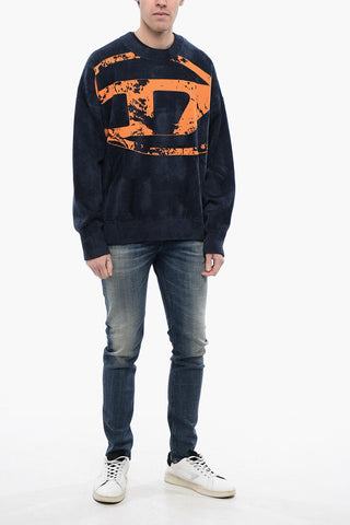 RED TAG Velour Crewneck Sweater K-TRIA with Front Monogram