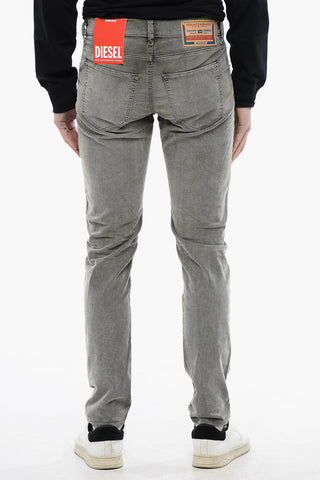 Slim Fit-Hose 2019 D-STRUKT aus geripptem Velours, niedrige Bundhöhe