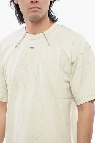 RED TAG Crew-Neck T-Shirt T-COS Chalk Effect with Exposed Seams