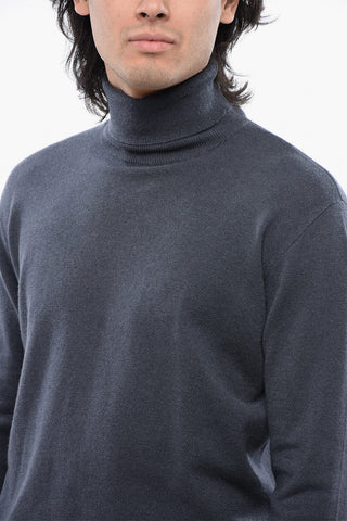 Cashmere Turtle Neck Sweater