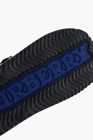 Leather Sandals with Plaque