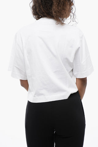 T-Shirt Crop Girocollo con Logo Impreziosito da Strass