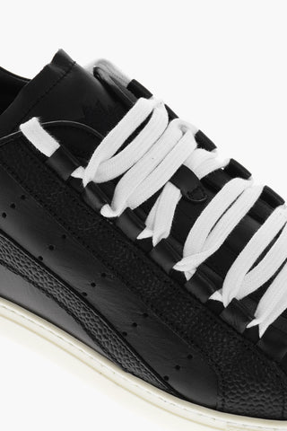Sneakers Basse in Pelle con Desing Allacciato