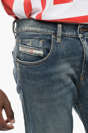 Slim Fit Jeans 2019 D-STRUKT mit mittlerer Bundhöhe 16 cm L32