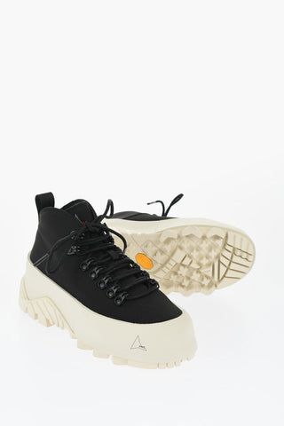 Tech Fabrich Hiking Boot with Vibram Contrasting Sole