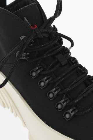 Tech Fabrich Hiking Boot with Vibram Contrasting Sole