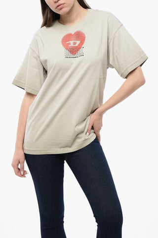 RED TAG UNISEX T-Shirt Girocollo T-BUXT-N4 in Tinta Unita con Logo Stampato 