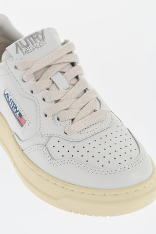 Leather MEDALIST Low Top Sneakers