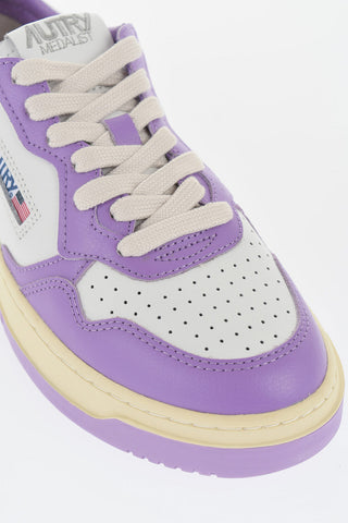 Two Tone Leather MEDALIST Low Top Sneakers