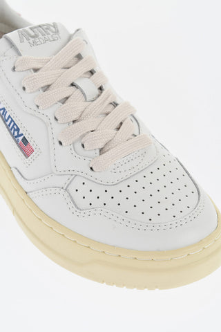 Leather MEDALIST Low Top Sneakers with Contrasting Detail
