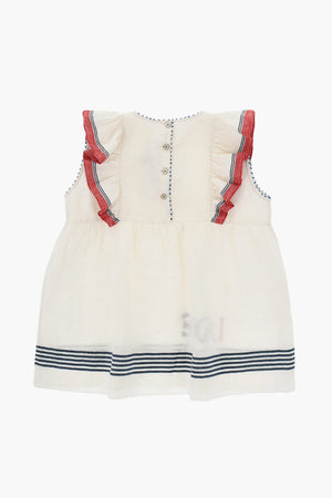 Ausgestelltes Leinenkleid mit Volantärmeln